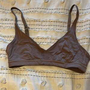 Ivivva by lululemon Size 10 bralette